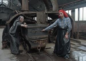Coal mine and women
